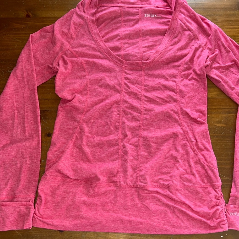 Zella Pull Over Long Sleeved Hooded Shirt
